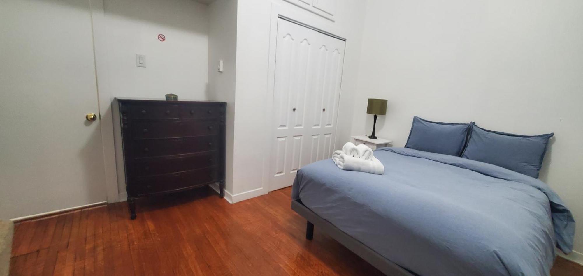 Heart Of Mtr For Memorable Experience 7Minmetro 2 Backyard Fully Equipped Villa Montréal Exteriör bild